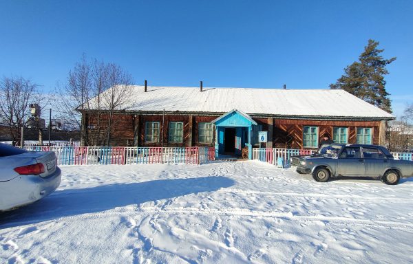 Здание
