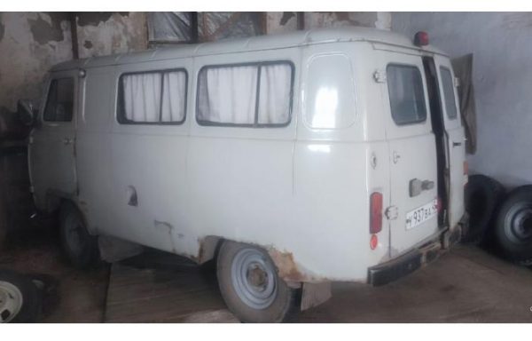 Грузовой фургон УАЗ (9587)