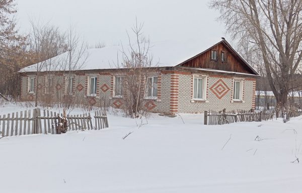 Здание (Звериноголовский МО, с. Круглое)